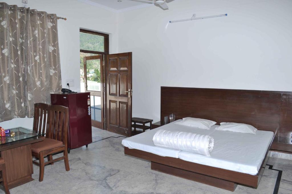 Shivanta Residency Otel Rishīkesh Oda fotoğraf